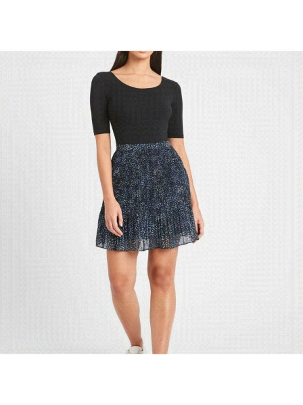 NAVY Blue pleated skirt sz M